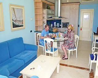 Holiday Club Amadores Beach Club